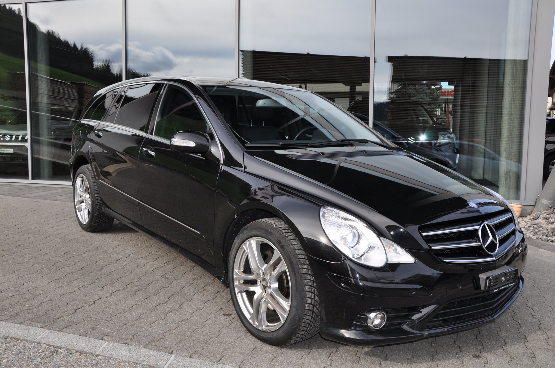 MERCEDES-BENZ R 500 L 4Matic 7G-Tronic-image-2
