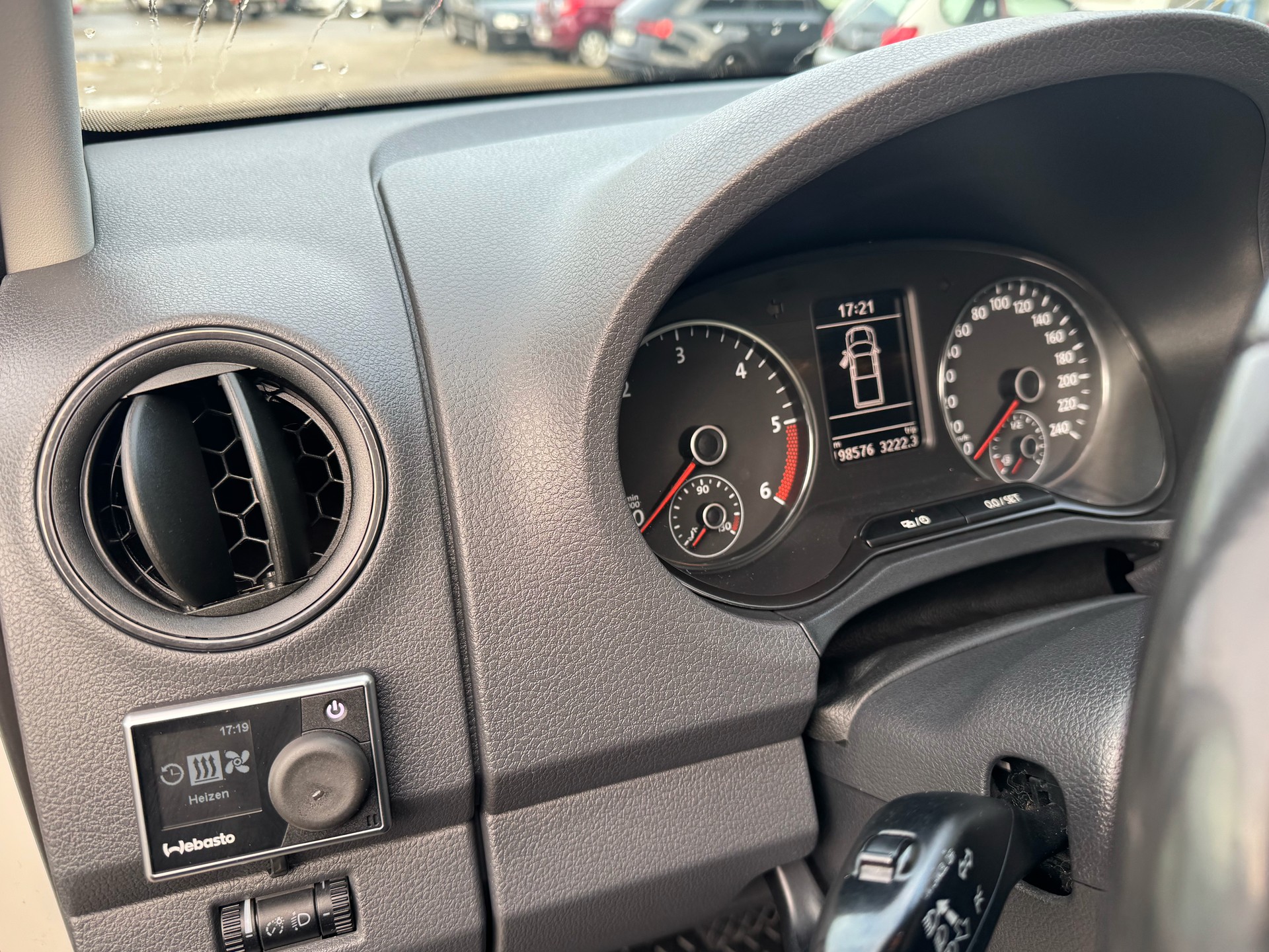 VW Amarok 2.0 BiTDI Highline 4Motion permanent A-image-11