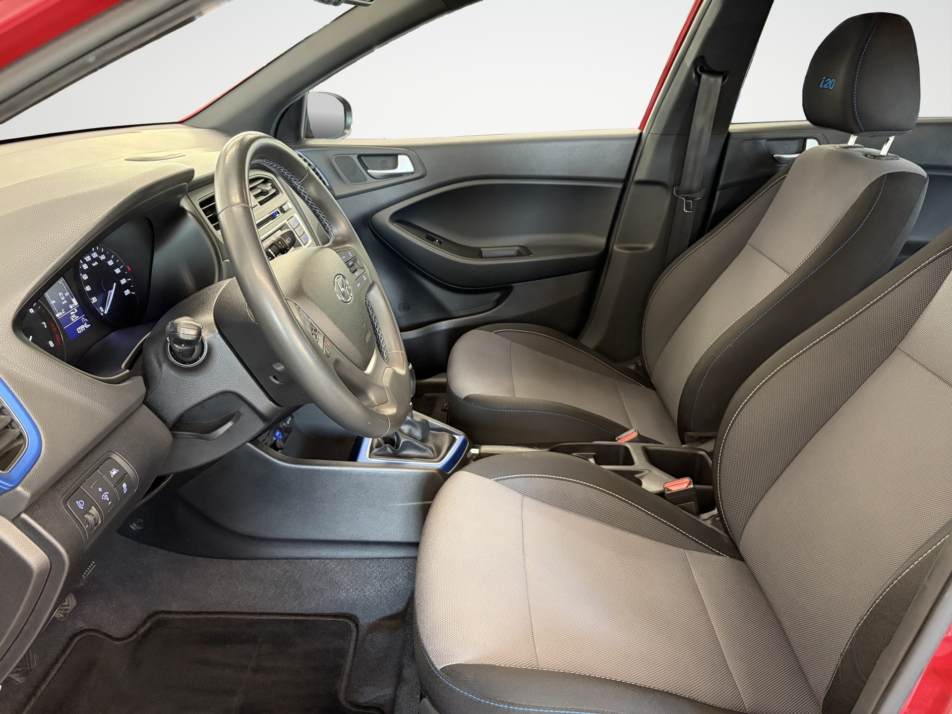 HYUNDAI i20 1.0 T-GDi Amplia-image-9