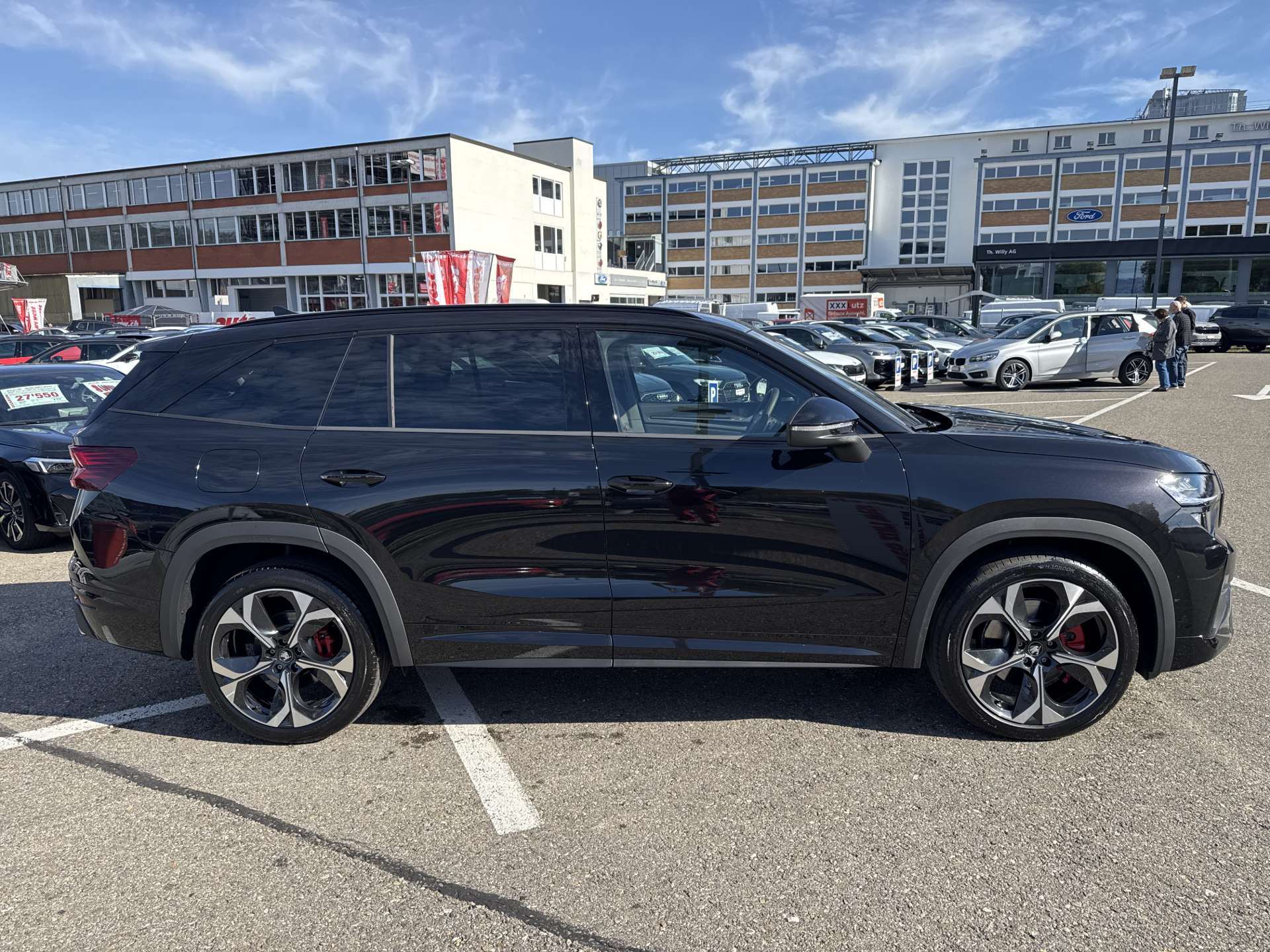 SKODA Kodiaq 2.0 TSi RS 266PS 7-Plätzer 4x4 DSG-Automat-image-10