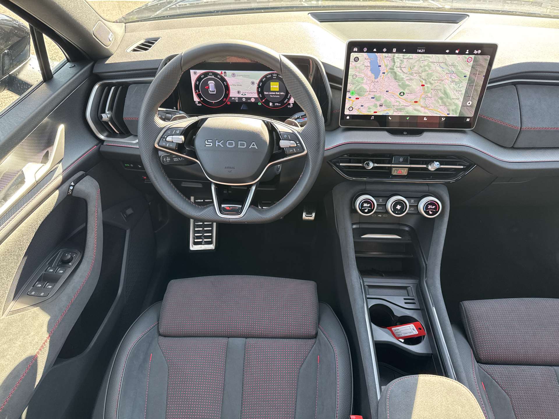 SKODA Kodiaq 2.0 TSi RS 266PS 7-Plätzer 4x4 DSG-Automat-image-4