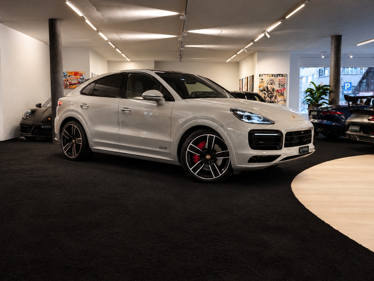 PORSCHE Cayenne GTS Coupé Carbon Paket | PDLS | Soft-Close | Head-Up | 360° Kamera | Hinterachslenk. |-image-0