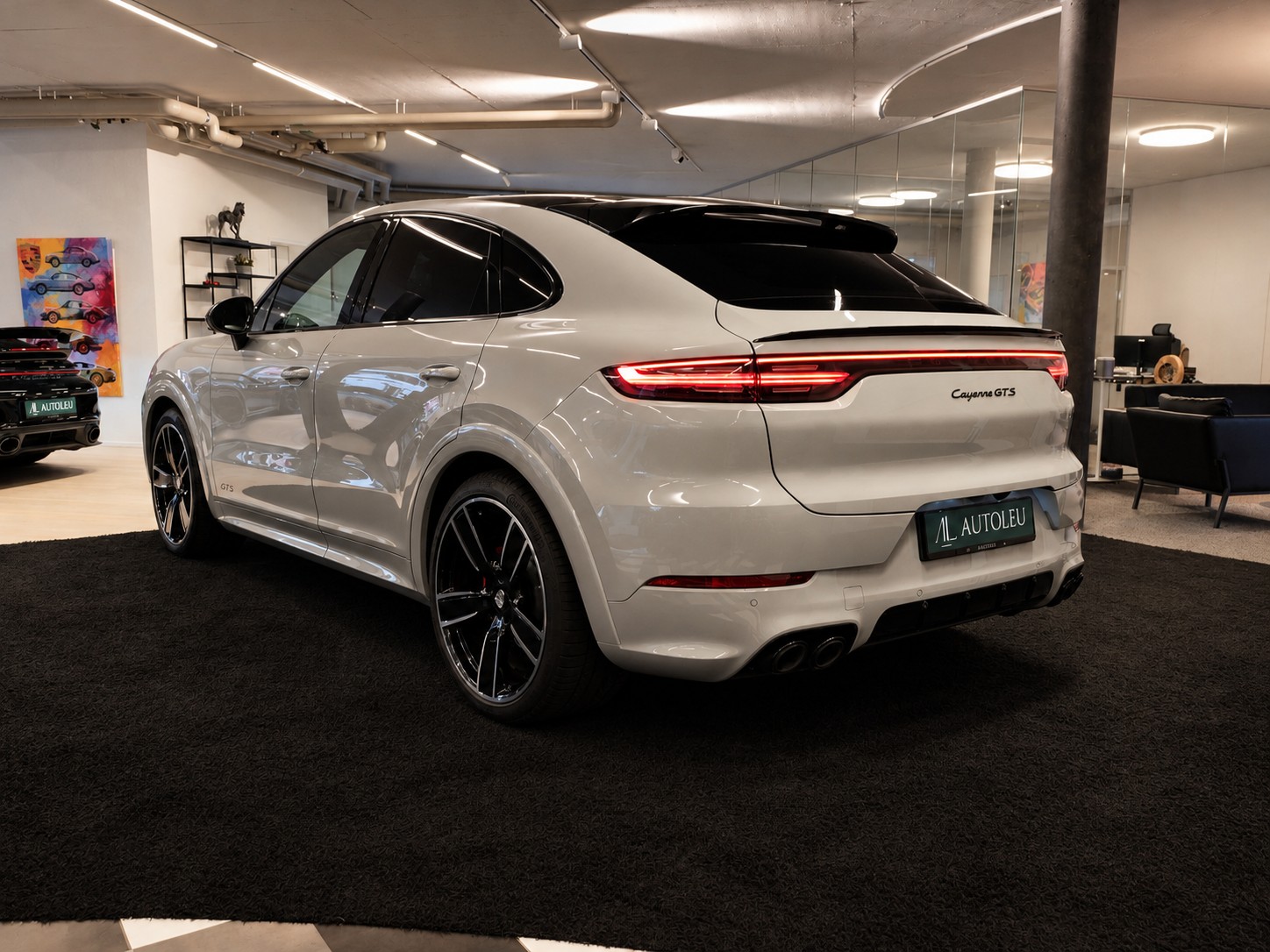 PORSCHE Cayenne GTS Coupé Carbon Paket | PDLS | Soft-Close | Head-Up | 360° Kamera | Hinterachslenk. |-image-4