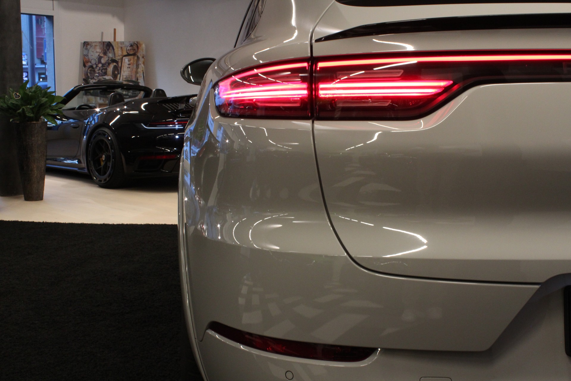 PORSCHE Cayenne GTS Coupé Carbon Paket | PDLS | Soft-Close | Head-Up | 360° Kamera | Hinterachslenk. |-image-10