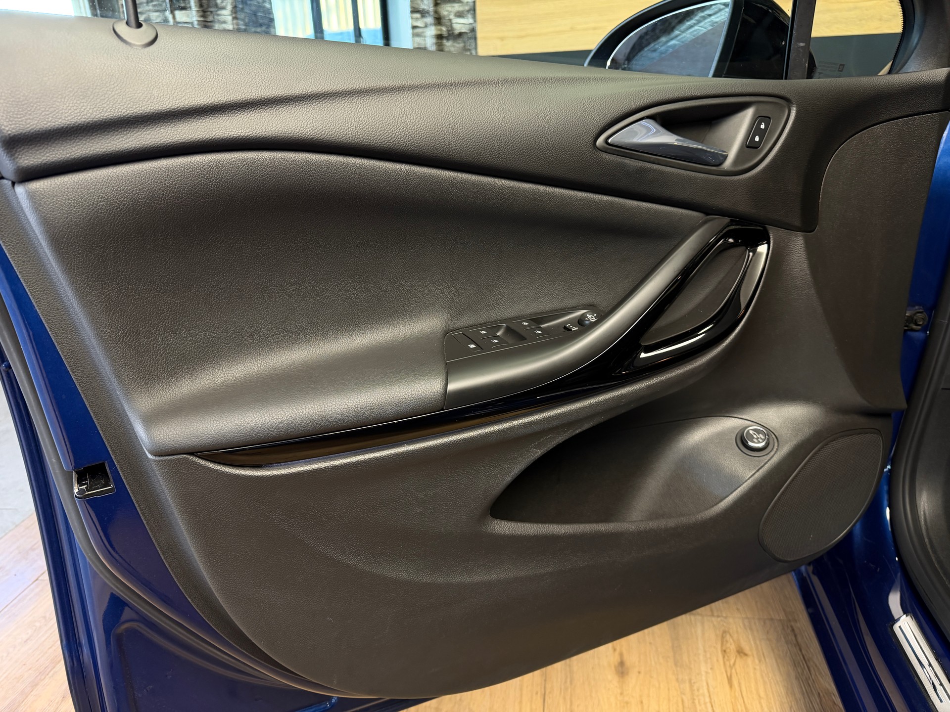 OPEL Astra Sports Tourer 1.5 CDTi Elegance-image-14