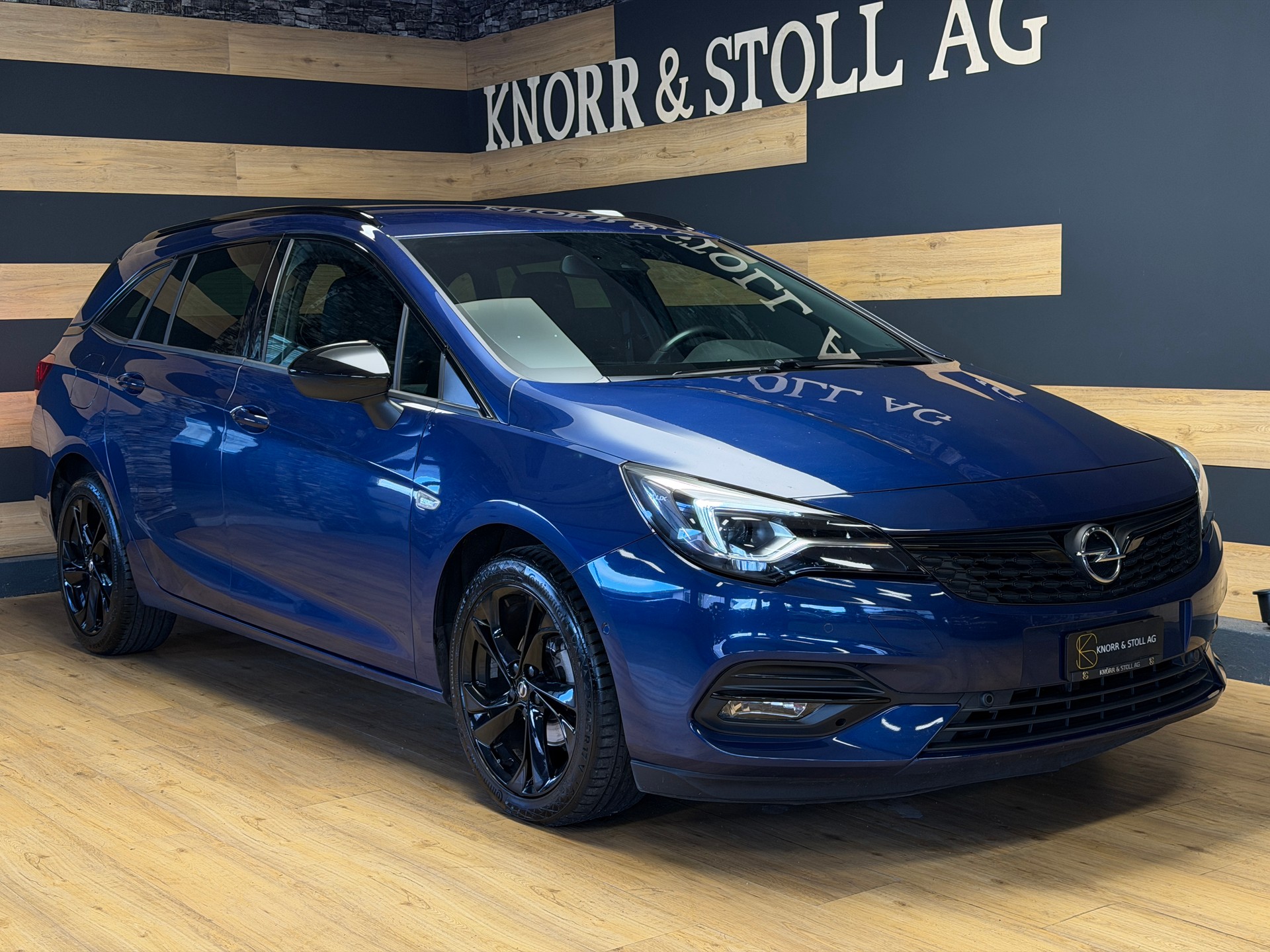 OPEL Astra Sports Tourer 1.5 CDTi Elegance-image-1