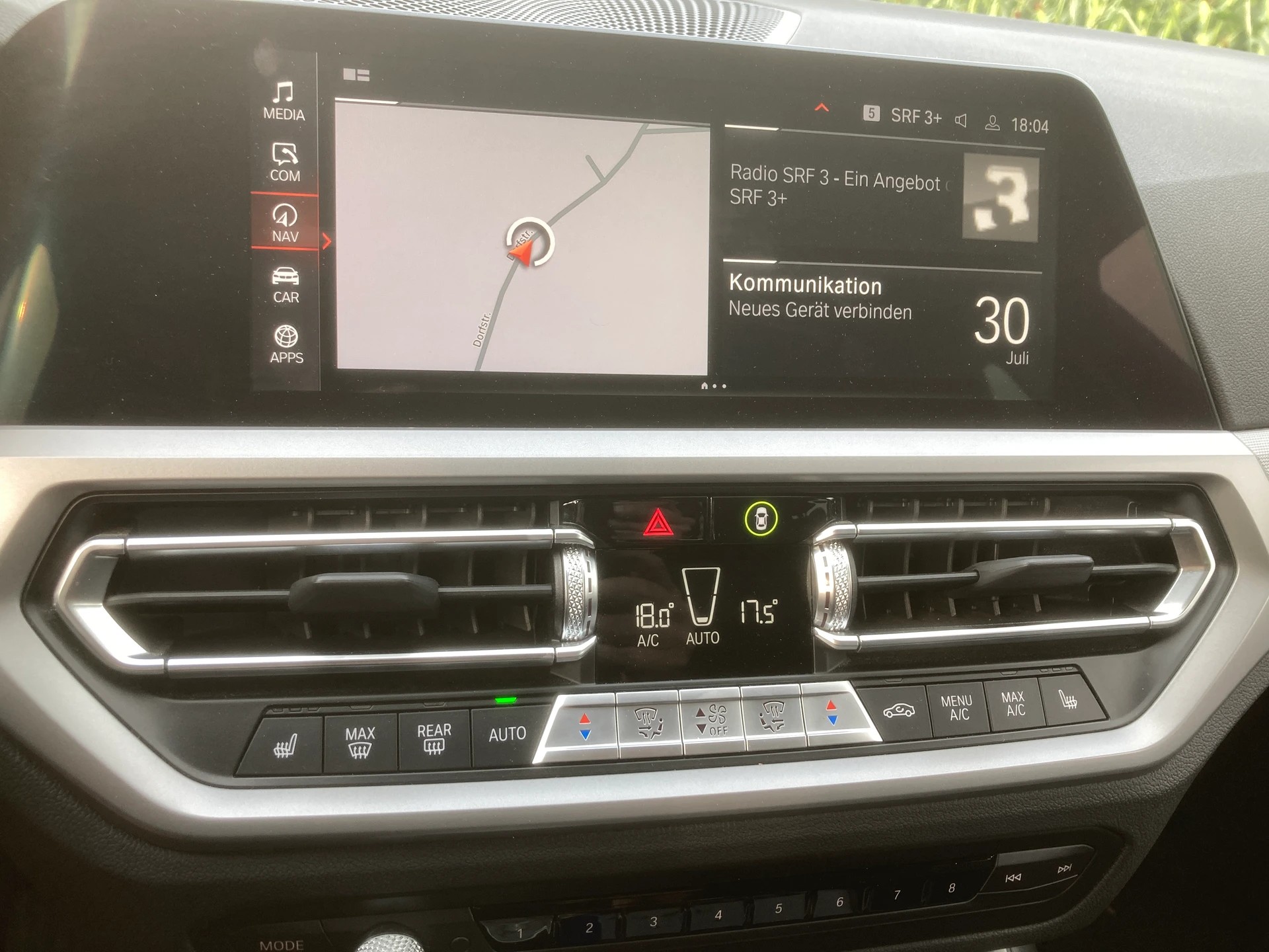 BMW 320d xDrive 48V Touring Steptronic-image-10