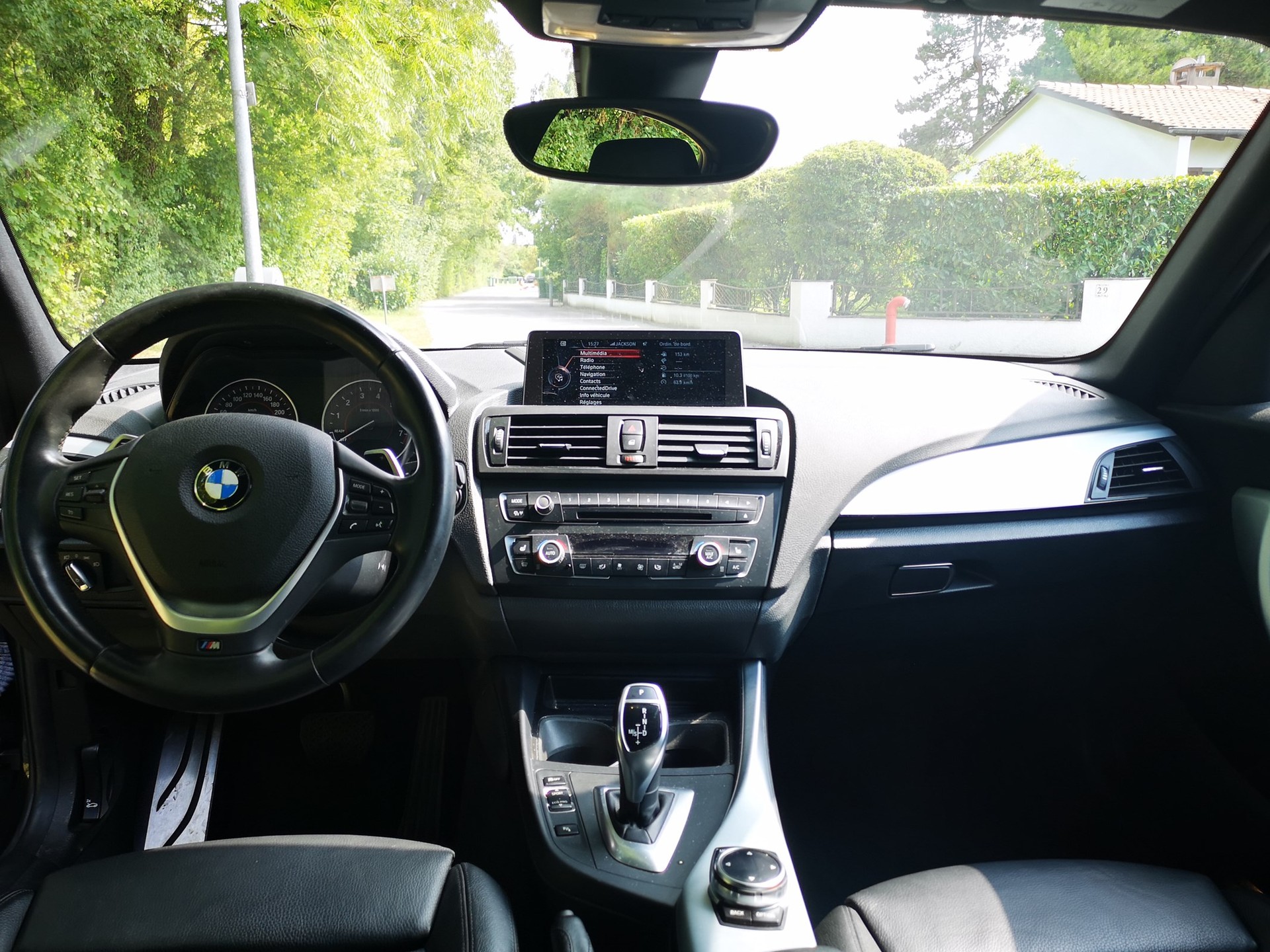 BMW M135i xDrive Steptronic-image-4