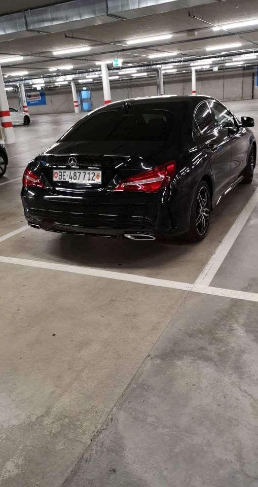 MERCEDES-BENZ CLA 220 Diesel, AMG Line-image-4