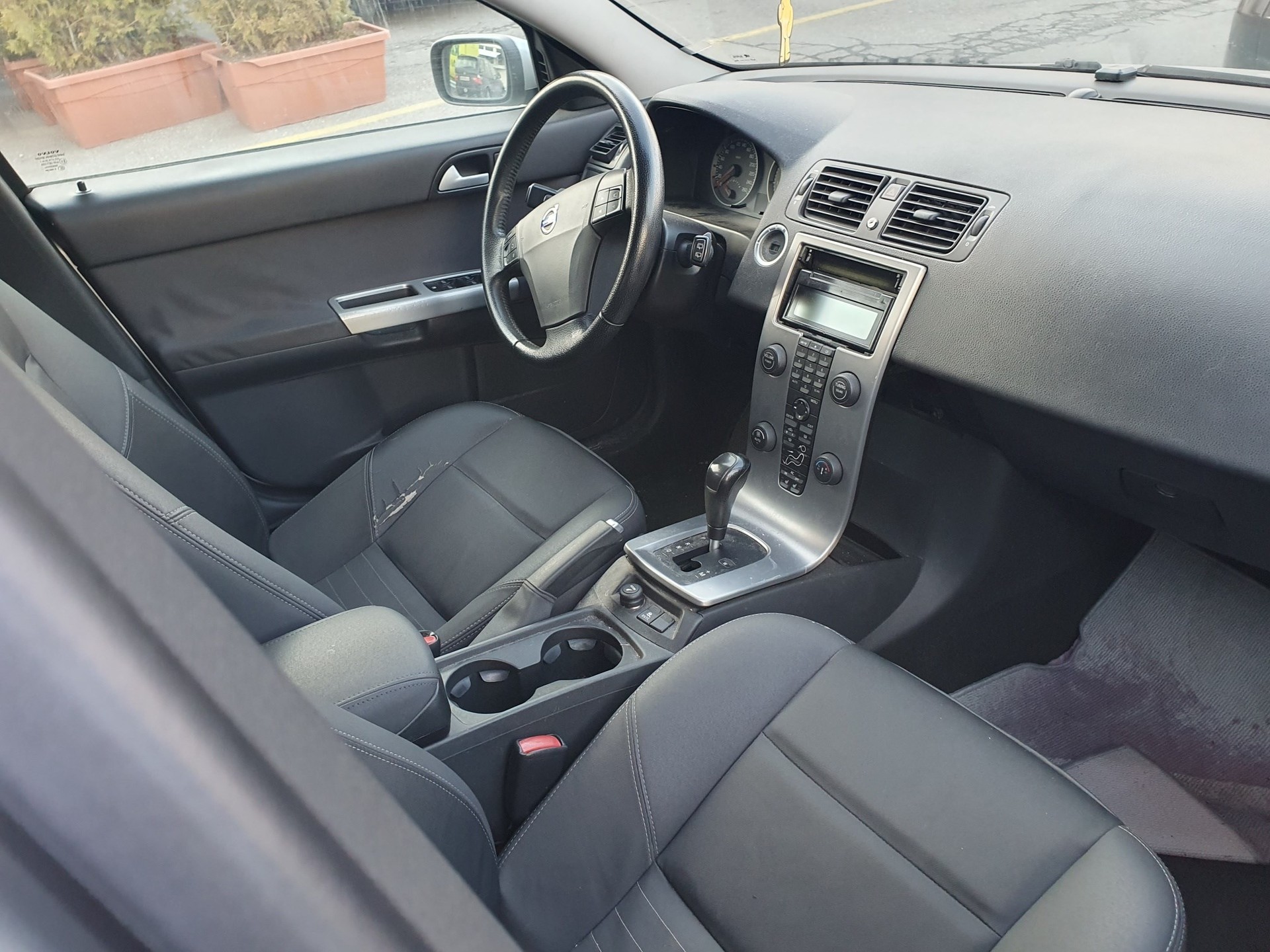 VOLVO V50 2.4 Automat-image-4