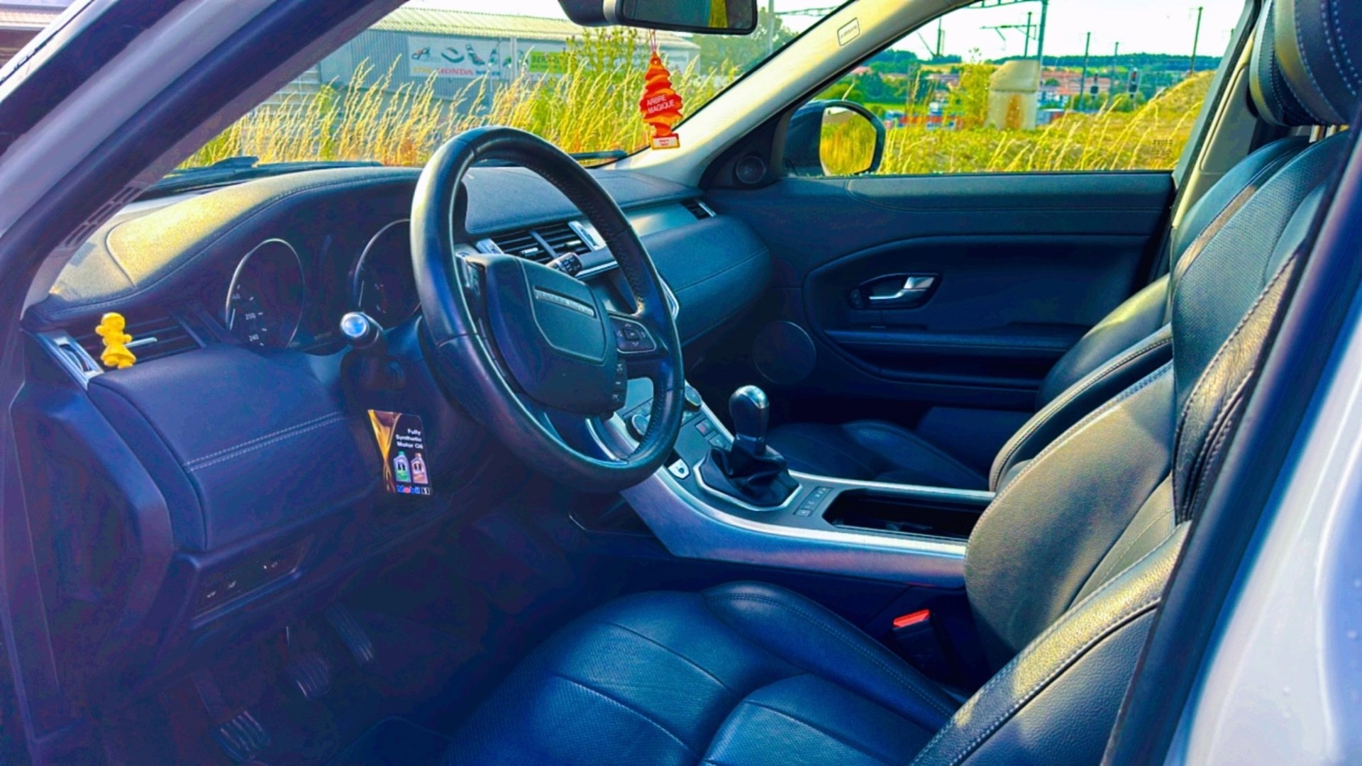 LAND ROVER Range Rover Evoque 2.0 TD4 HSE Dynamic-image-7