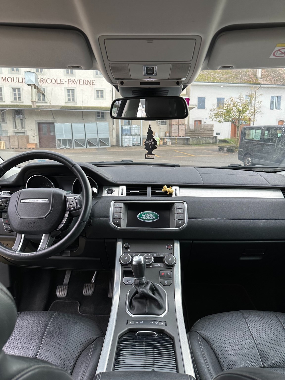 LAND ROVER Range Rover Evoque 2.0 TD4 HSE Dynamic-image-5
