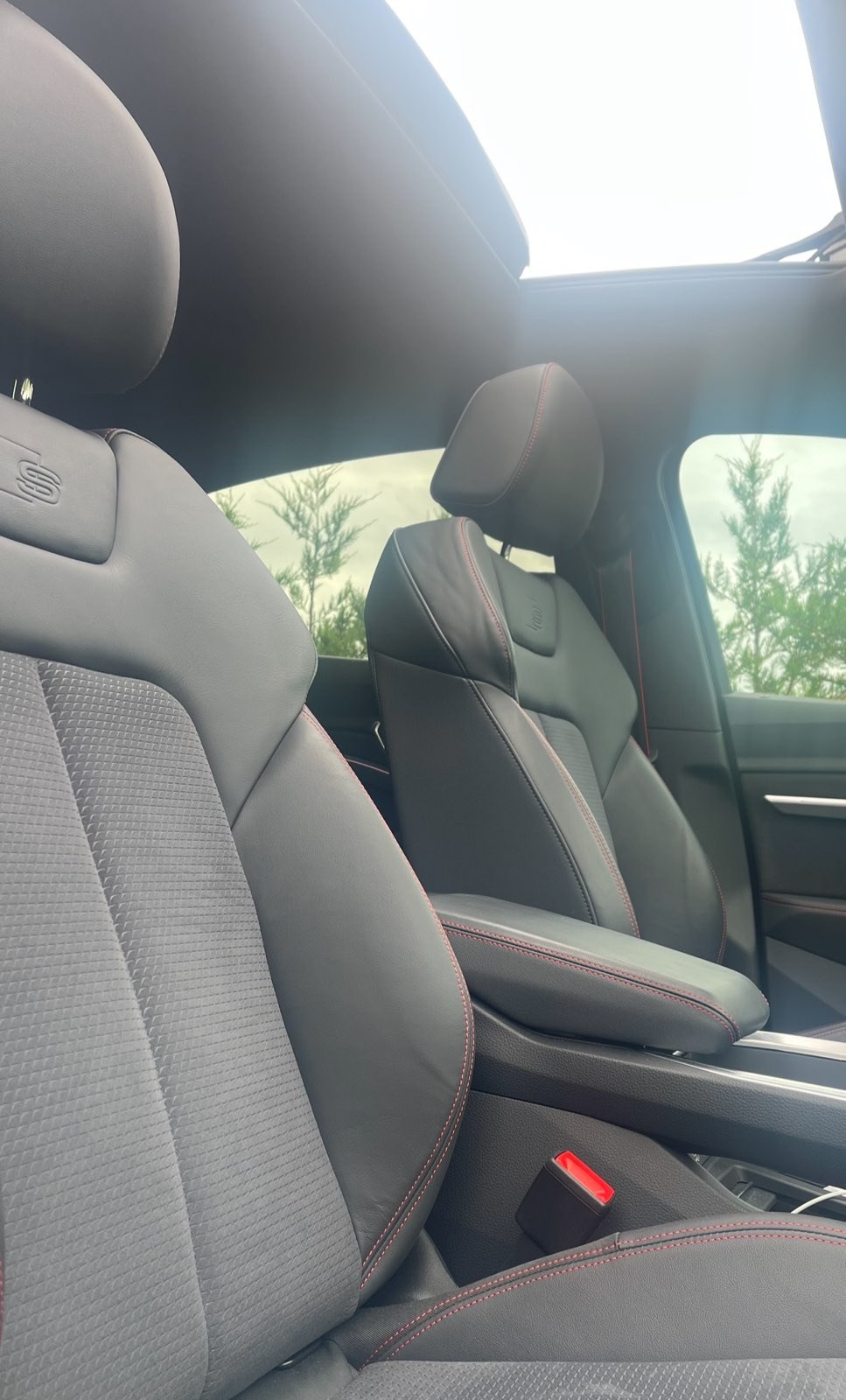 AUDI Q8 Sportback 50 e-tron S line quattro, Panorama-Glasdach-image-5