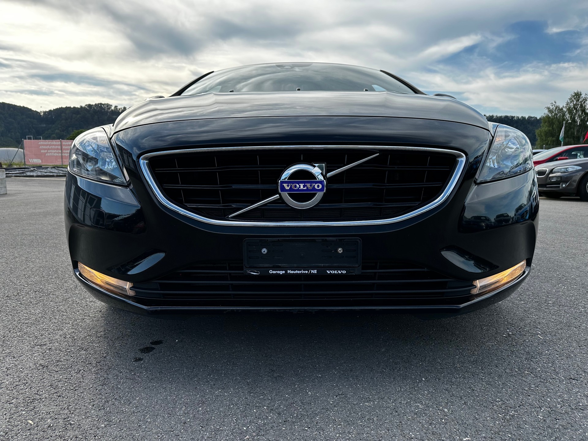 VOLVO V40 T2 Kinetic-image-5