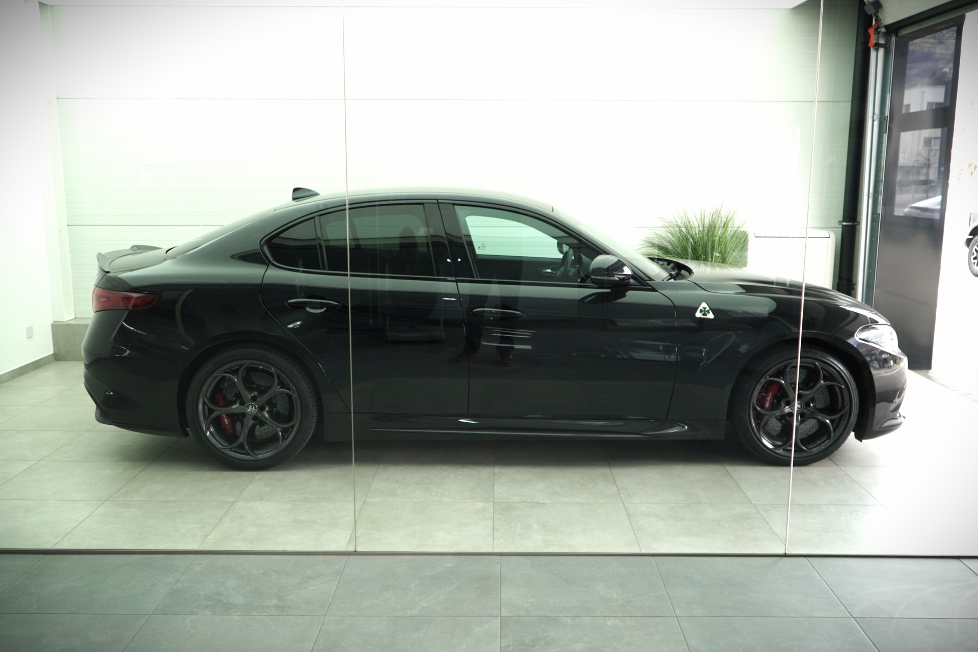 ALFA ROMEO Giulia 2.9 V6 Quadrifoglio-image-2