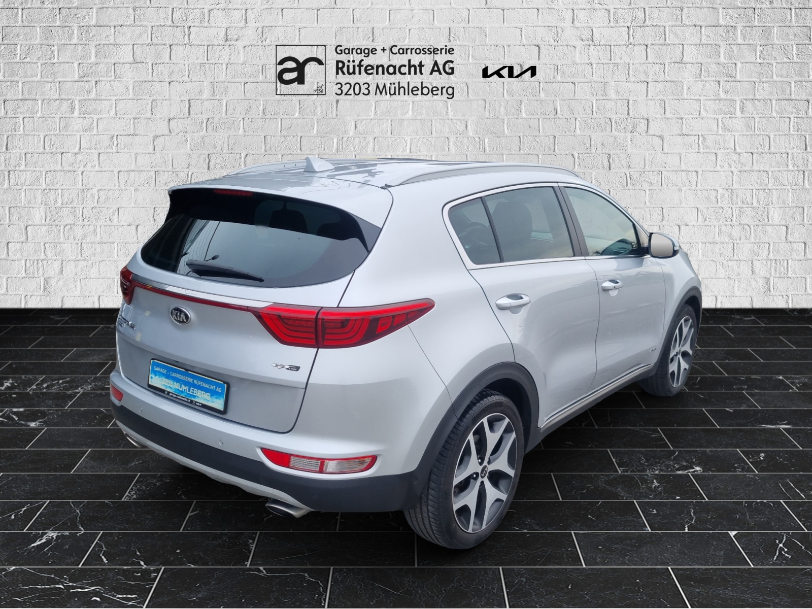 KIA Sportage 2.0 CRDi Style GT-Line-image-1