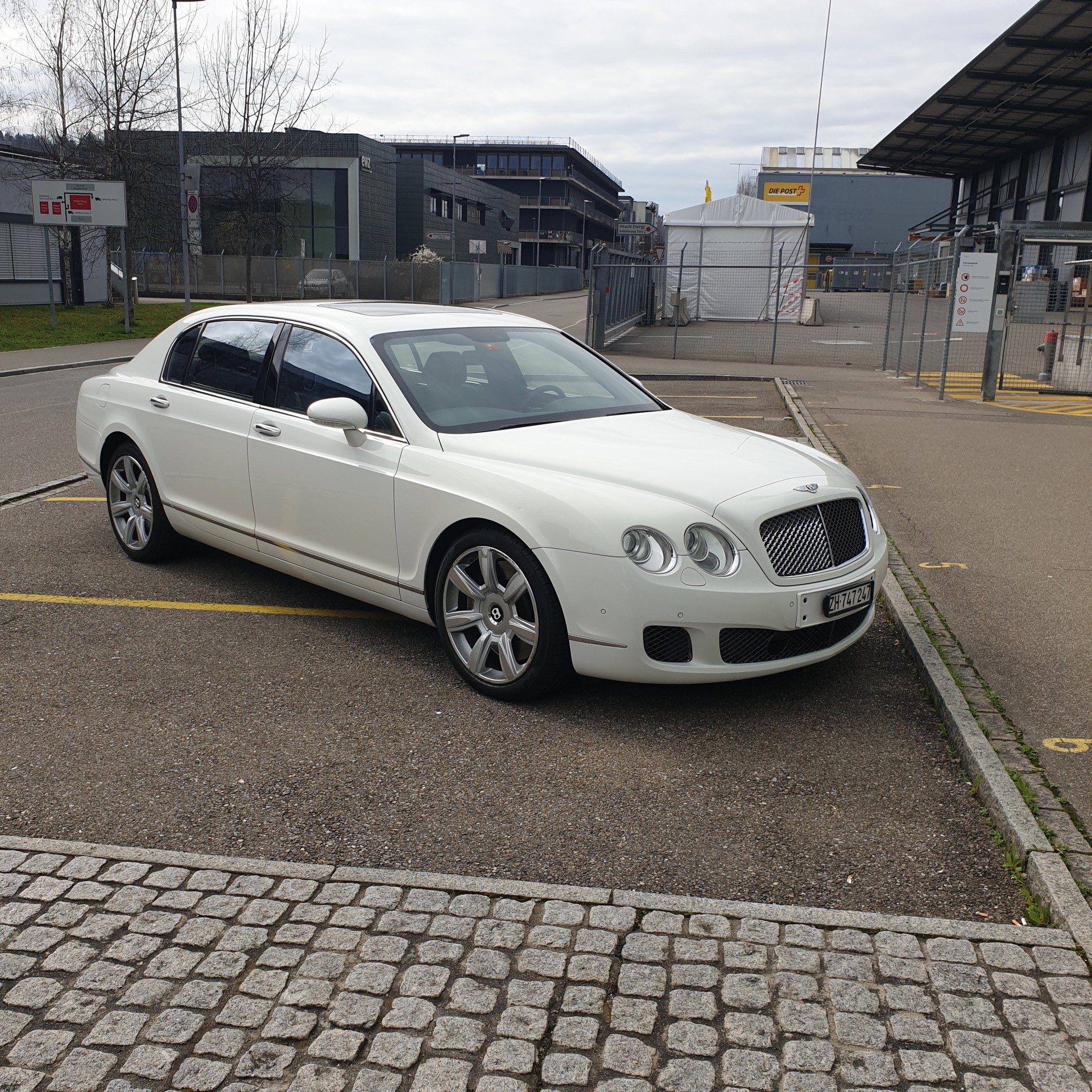 BENTLEY Flying Spur Speed-image-3