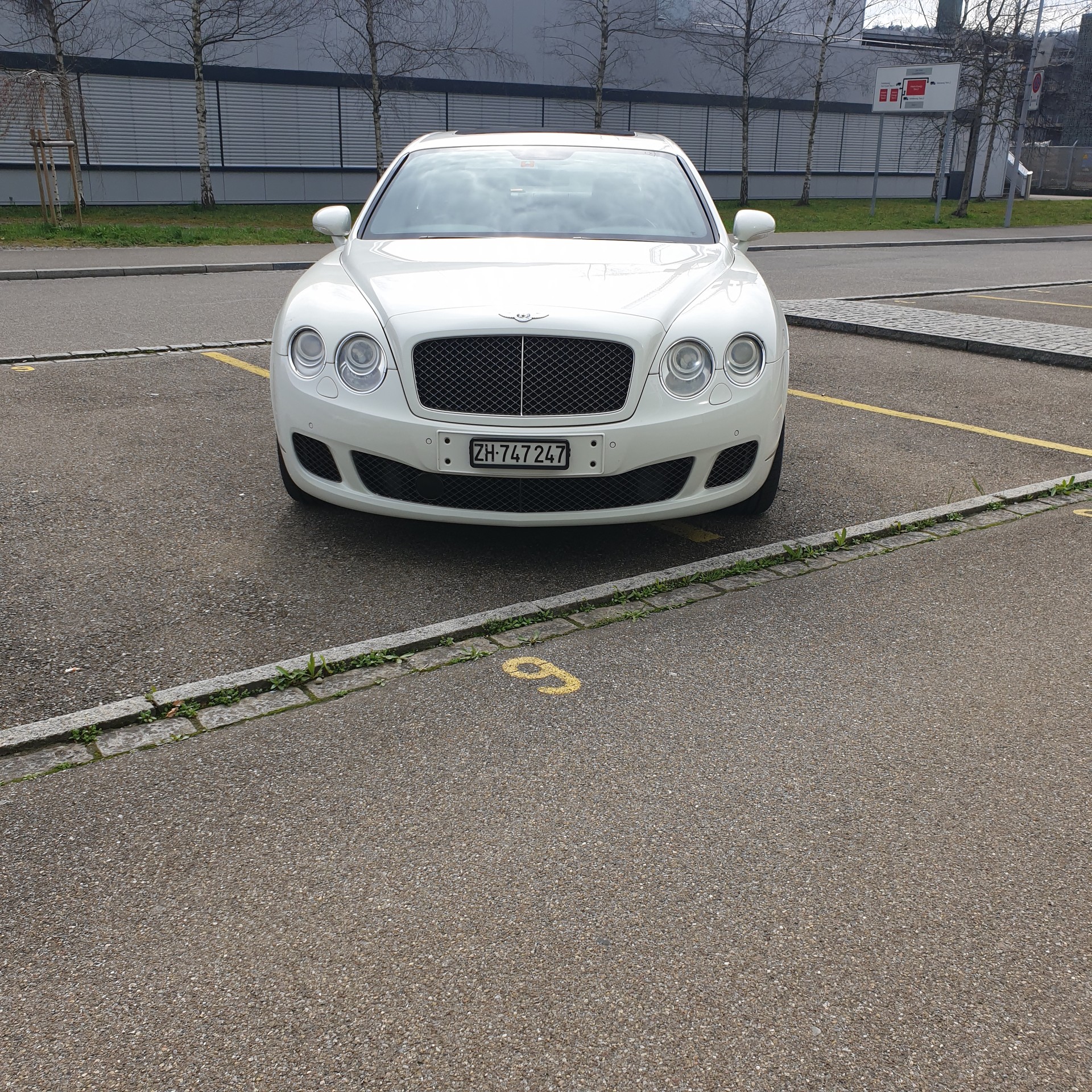 BENTLEY Flying Spur Speed-image-1