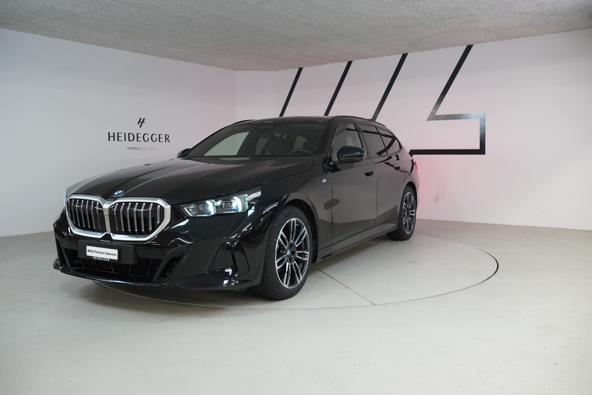 BMW 520d xDrive 48V Touring M Sport Steptronic