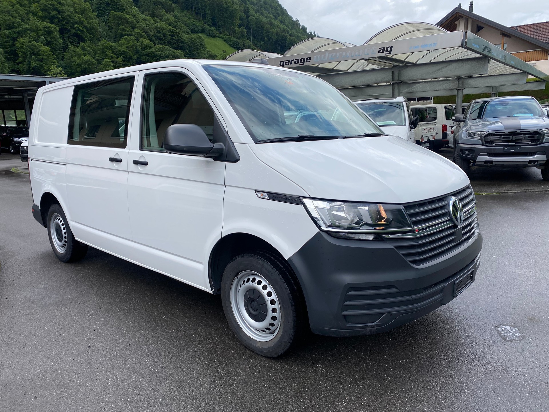 VW T6.1 2.0 TDI 4Motion DSG-image-9