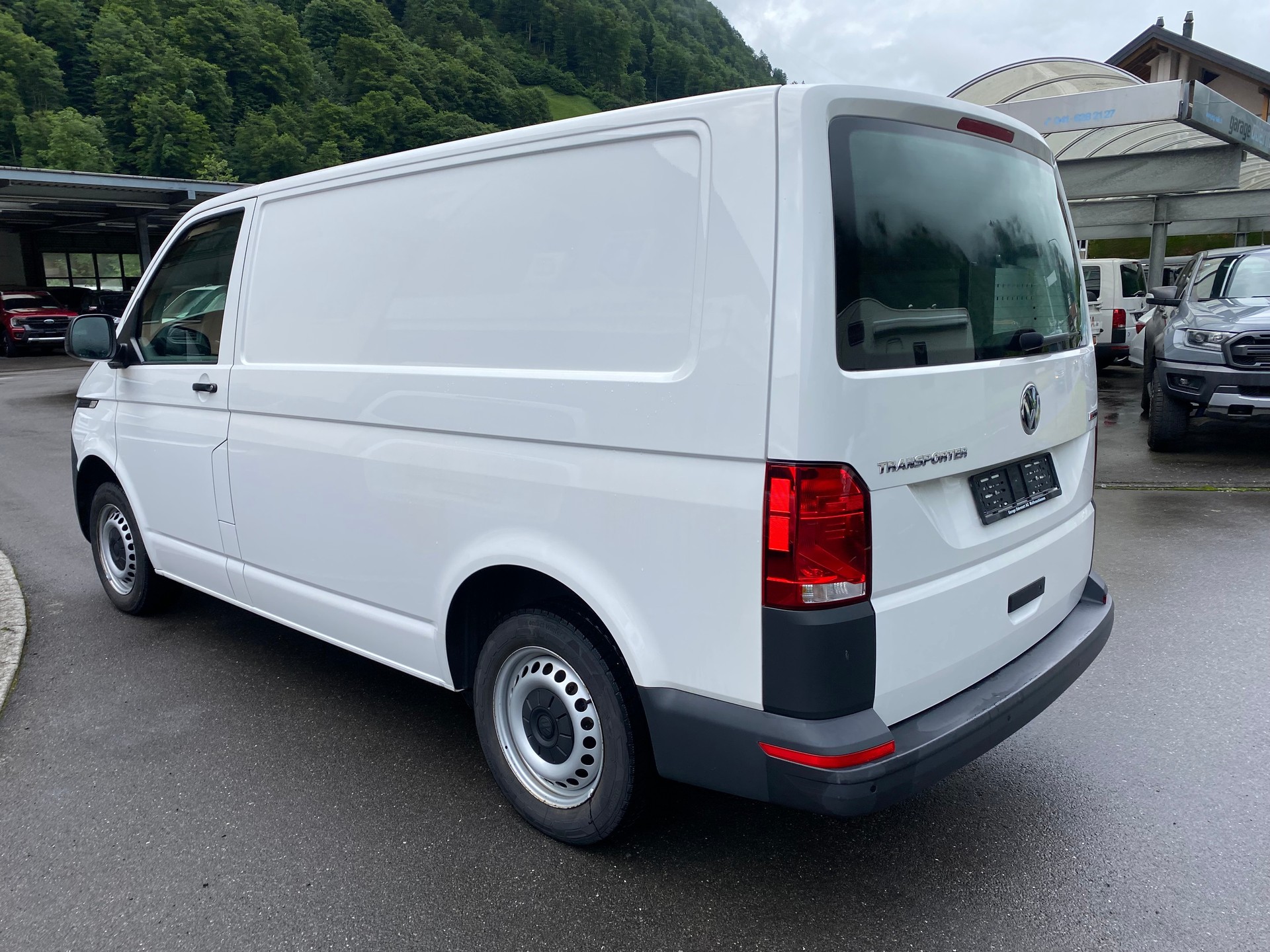 VW T6.1 2.0 TDI 4Motion DSG-image-10