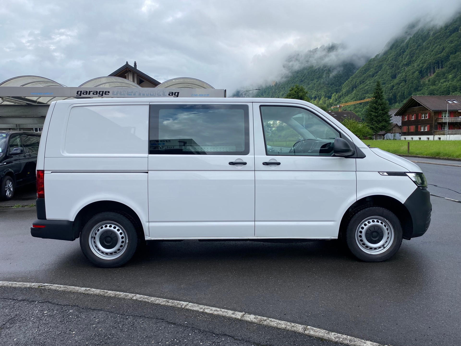 VW T6.1 2.0 TDI 4Motion DSG-image-11