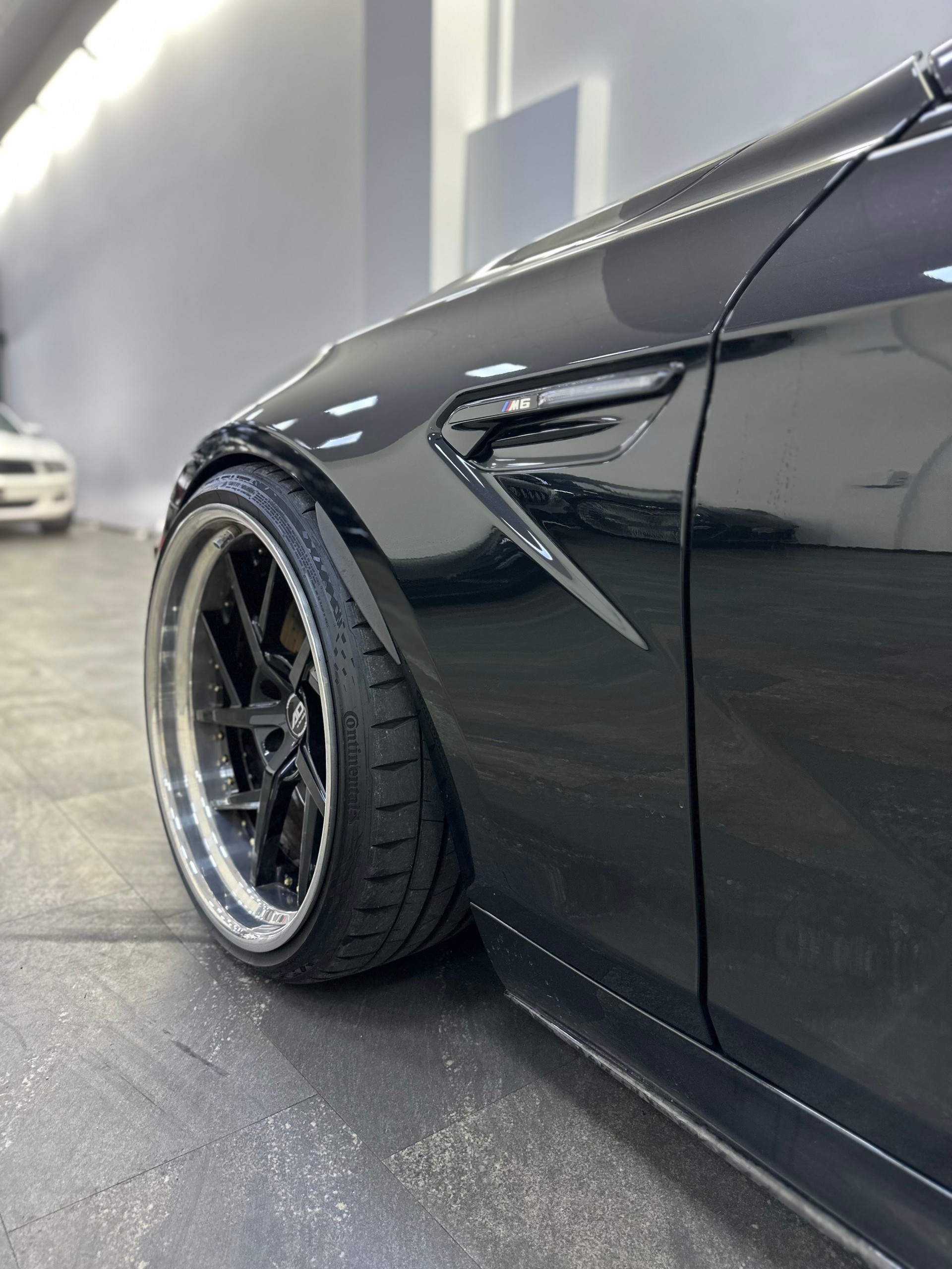 BMW M6 Gran Coupé Drivelogic-image-2