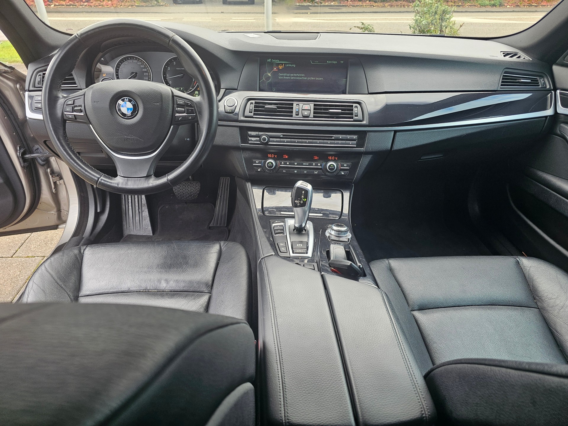 BMW 535i xDrive Steptronic-image-9