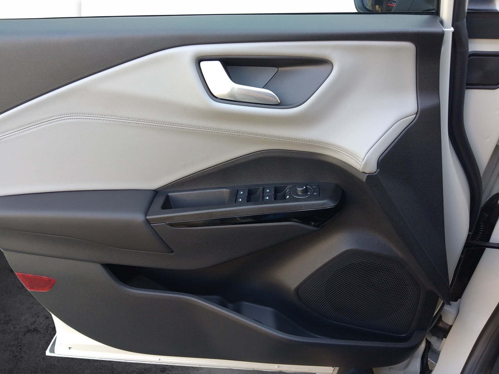 FORD Puma 1.0 EcoB Hybrid 155 Sound Edition-image-12