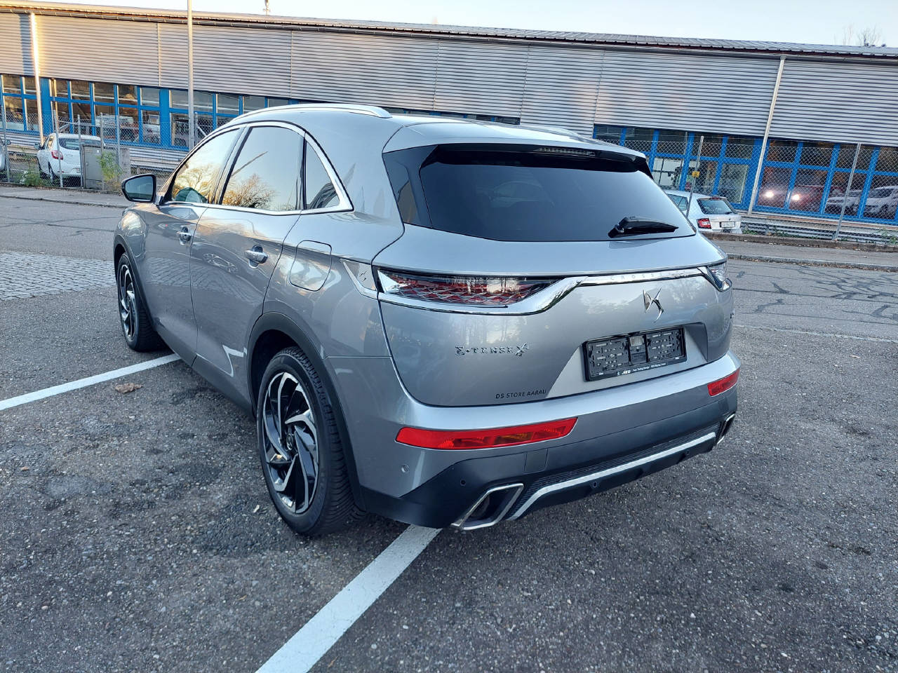 DS AUTOMOBILES DS7 Crossback 1.6 E-Tense Be Chic 4x4 300PS-image-3