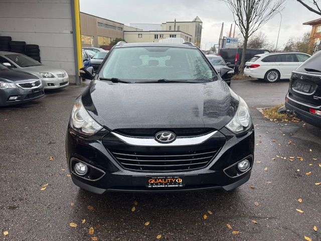 HYUNDAI iX 35 2.0 CRDi Style 4WD-image-0