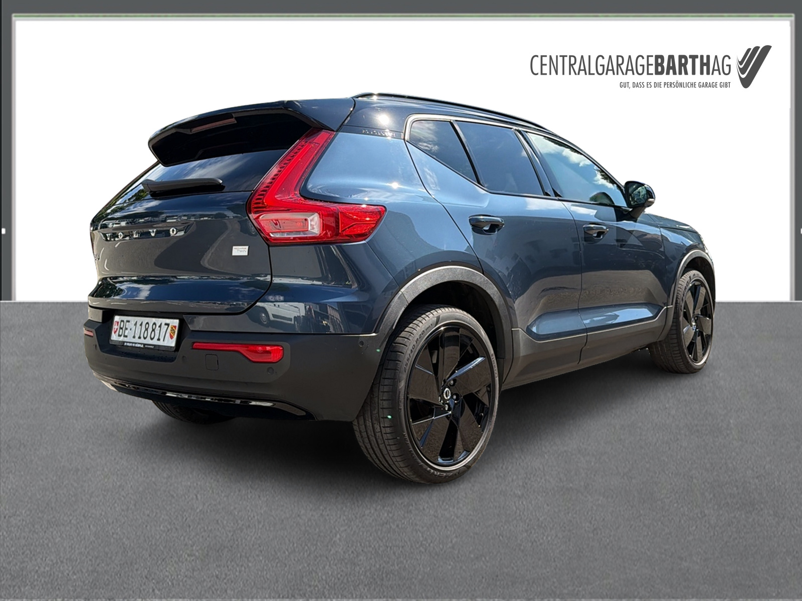 VOLVO XC40 P8 Twin Pro AWD-image-7