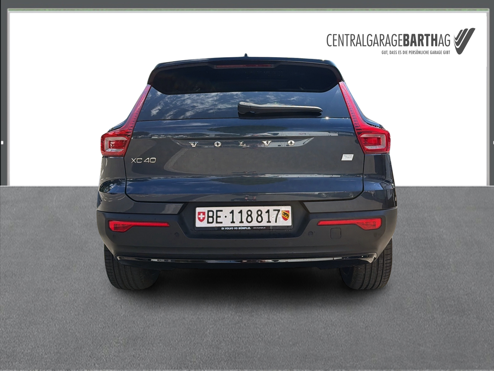 VOLVO XC40 P8 Twin Pro AWD-image-6