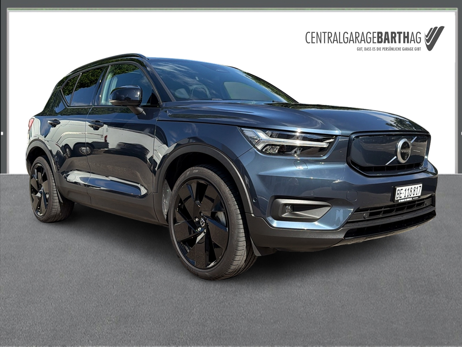 VOLVO XC40 P8 Twin Pro AWD-showroom-element-2