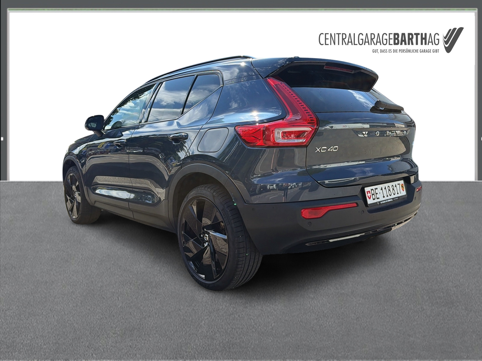 VOLVO XC40 P8 Twin Pro AWD-image-5