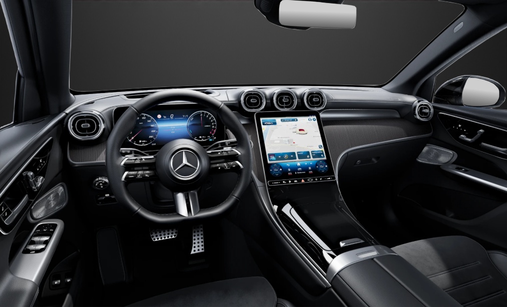 MERCEDES-BENZ GLC 300 e 4Matic 9G-Tronic-image-5