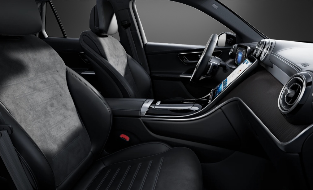 MERCEDES-BENZ GLC 300 e 4Matic 9G-Tronic-image-7