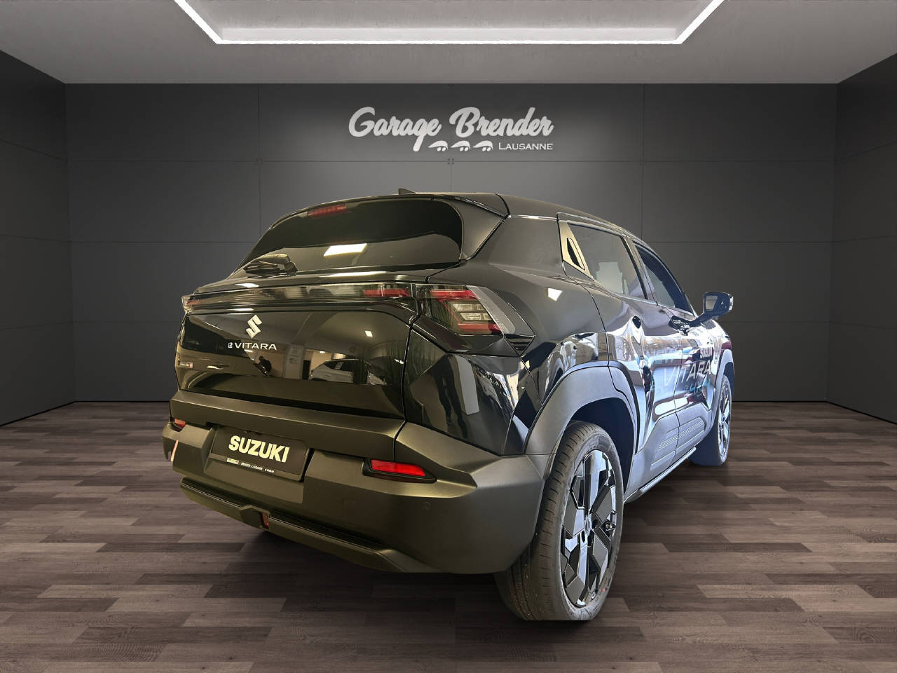 SUZUKI e Vitara Compact Top 4x4-image-7