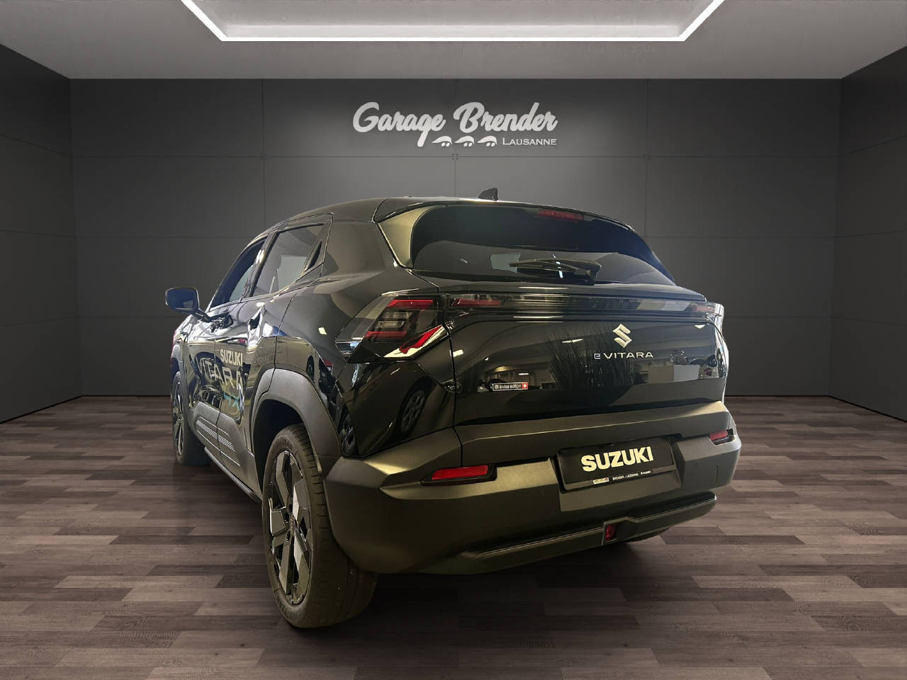 SUZUKI e Vitara Compact Top 4x4-image-5