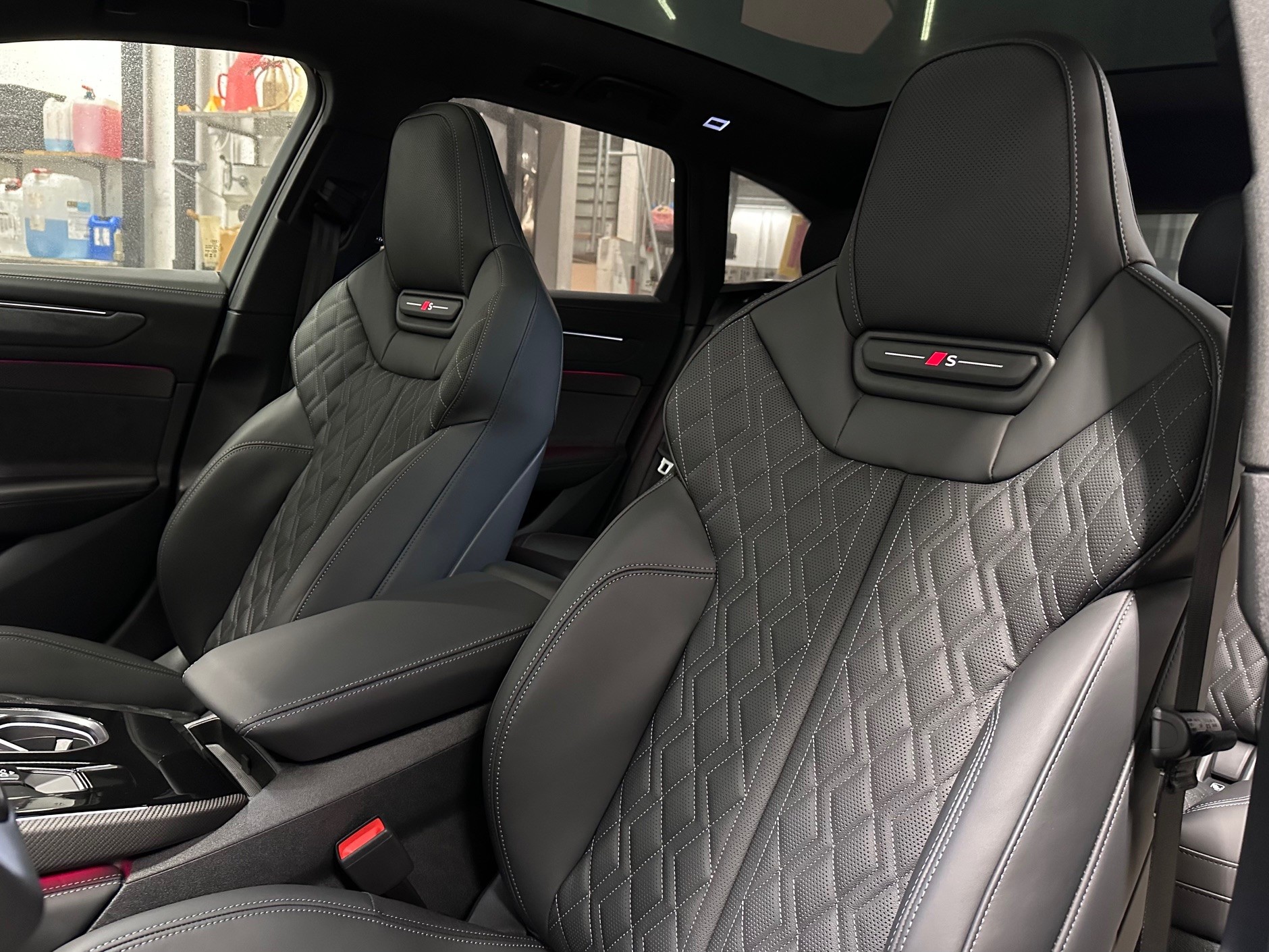 AUDI A6 Avant TFSI quattro 270 kW S tronic-image-10