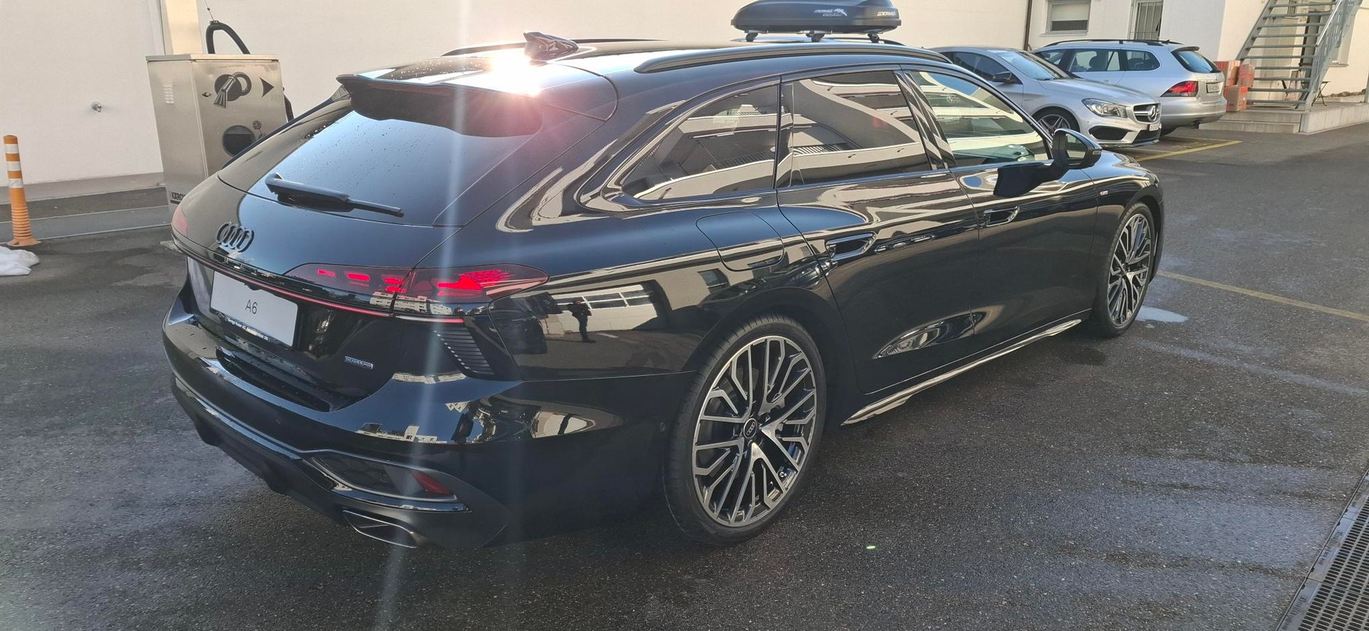 AUDI A6 Avant TFSI quattro 270 kW S tronic-image-4
