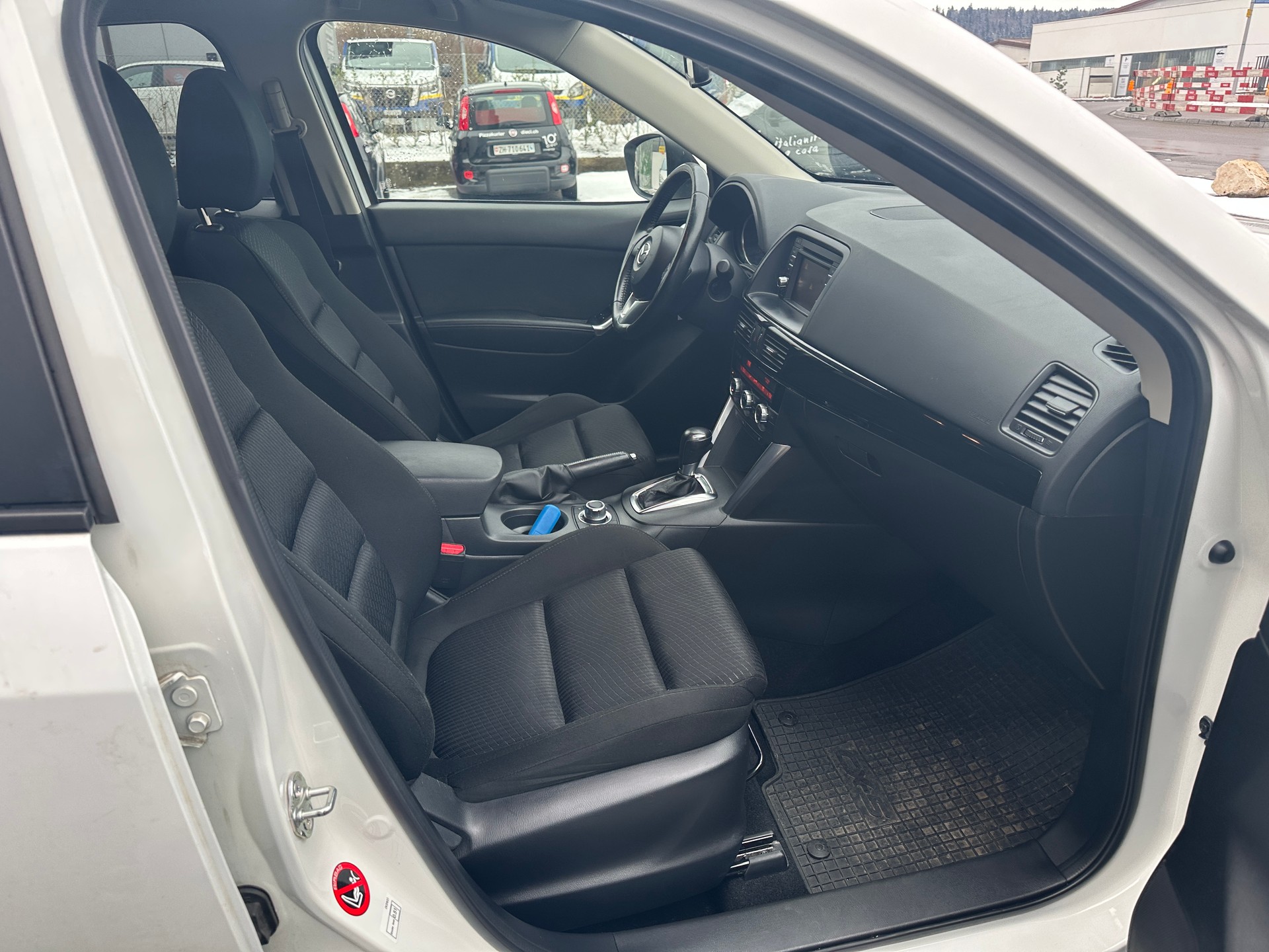 MAZDA CX-5 2.2 D Ambition AWD Automatic-image-10