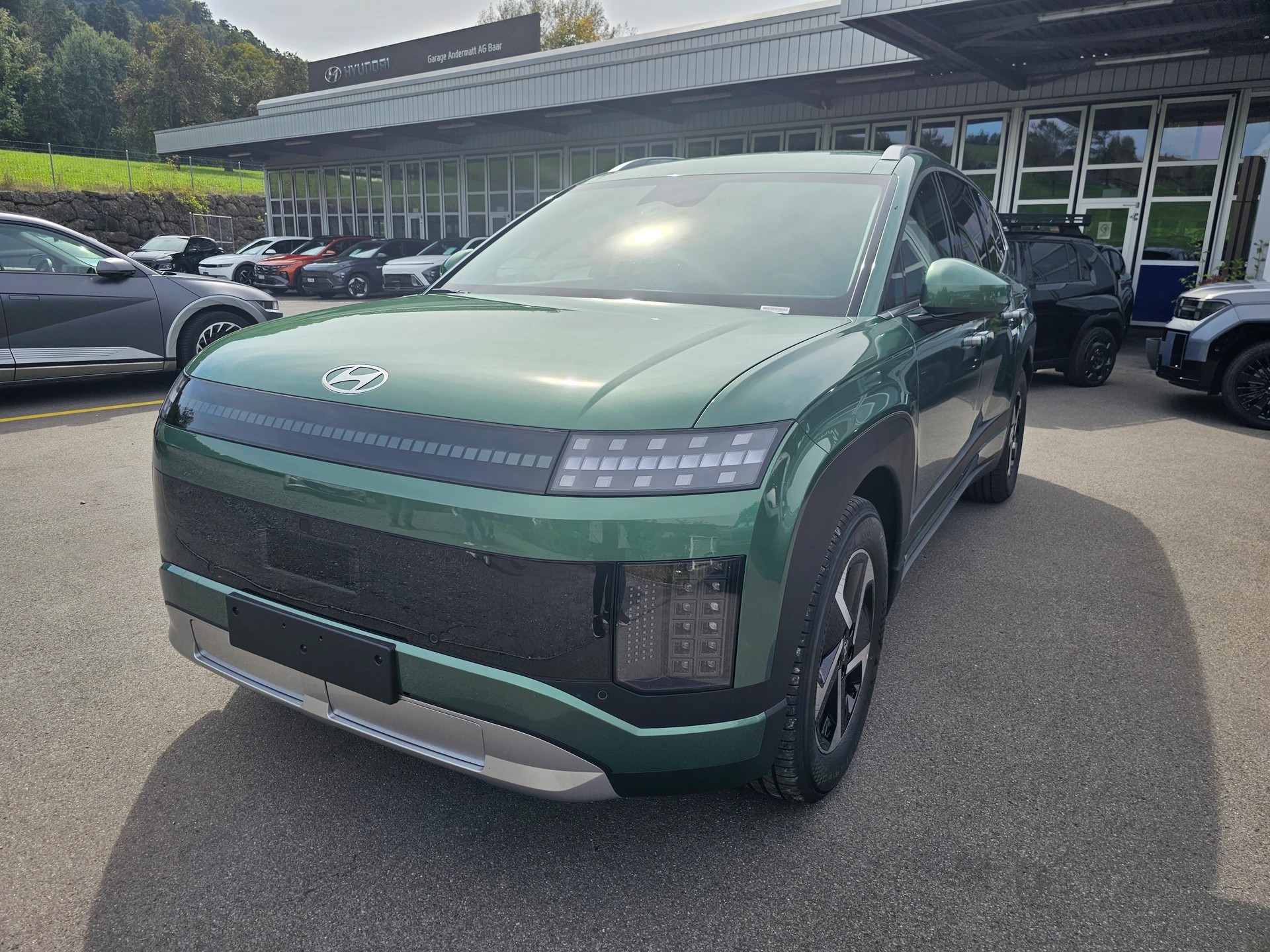 HYUNDAI Ioniq 9 110kWh Amplia 4WD-image-2