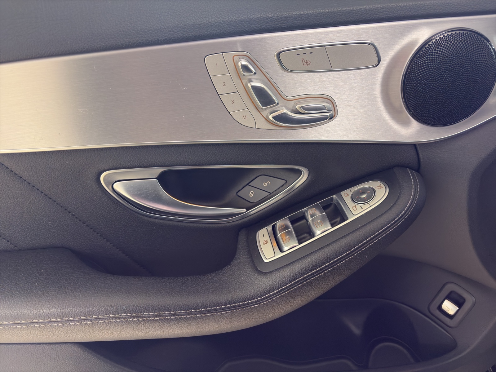 Image MERCEDES-BENZ C-400 C 400 AMG Line 4Matic
