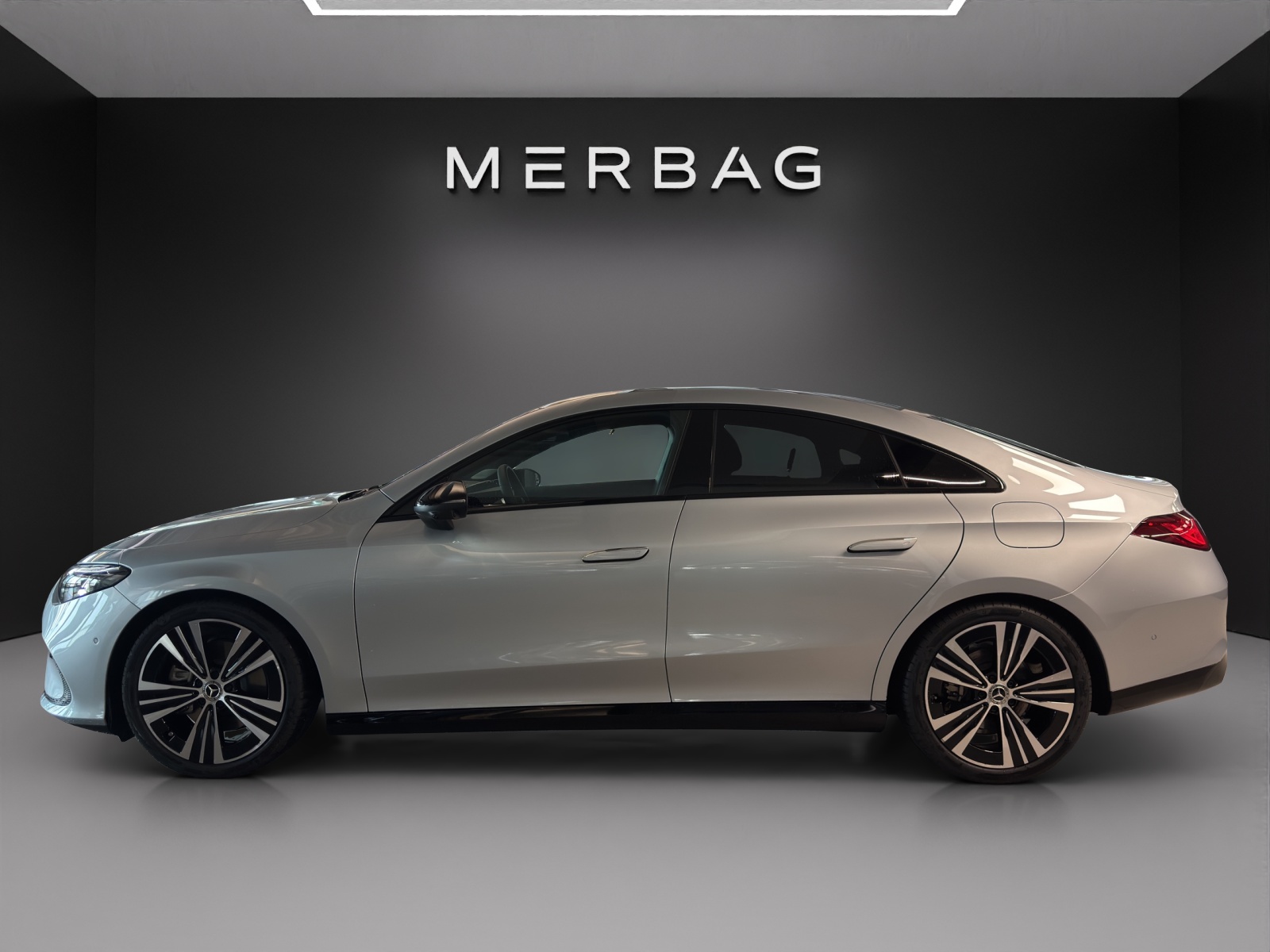 MERCEDES-BENZ CLA 220 4Matic 8G-DCT-image-1