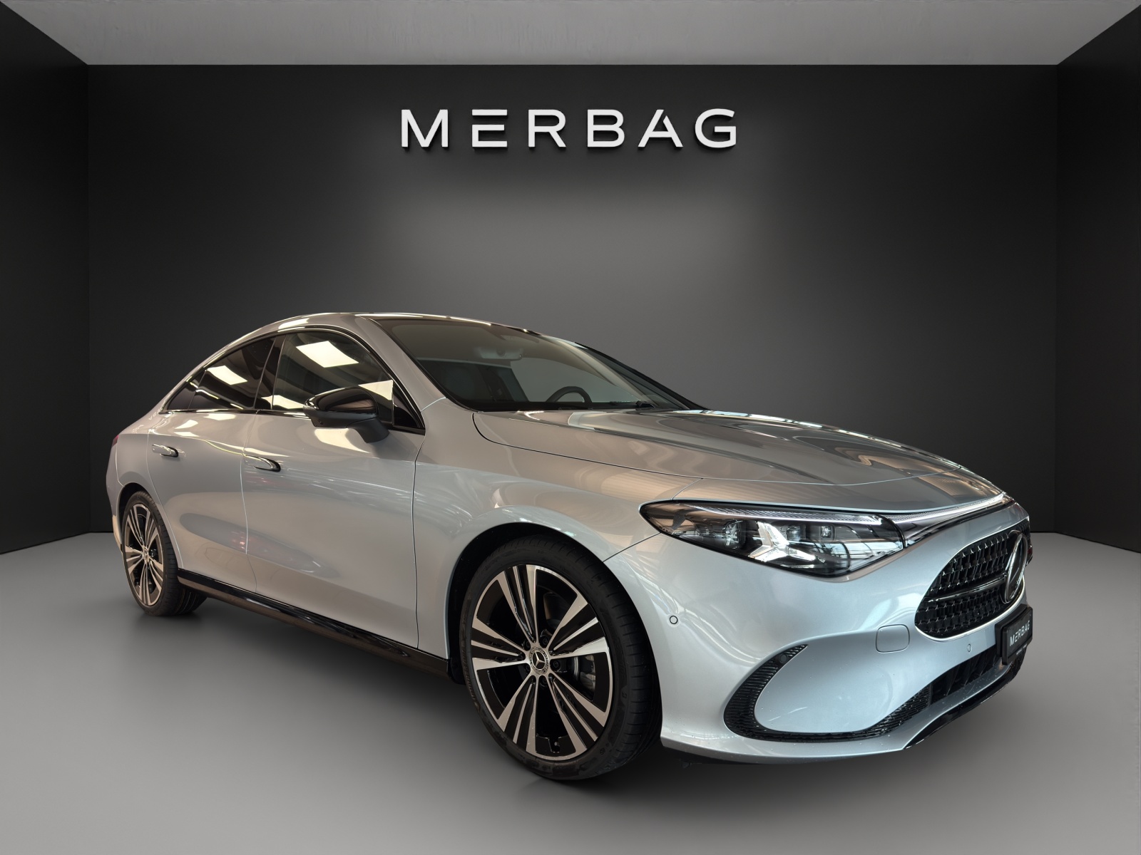 MERCEDES-BENZ CLA 220 4Matic 8G-DCT-image-0