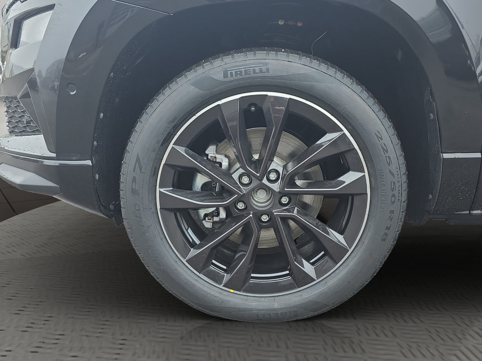 SKODA Karoq 2.0 TSI SportLine 4x4 DSG-image-6