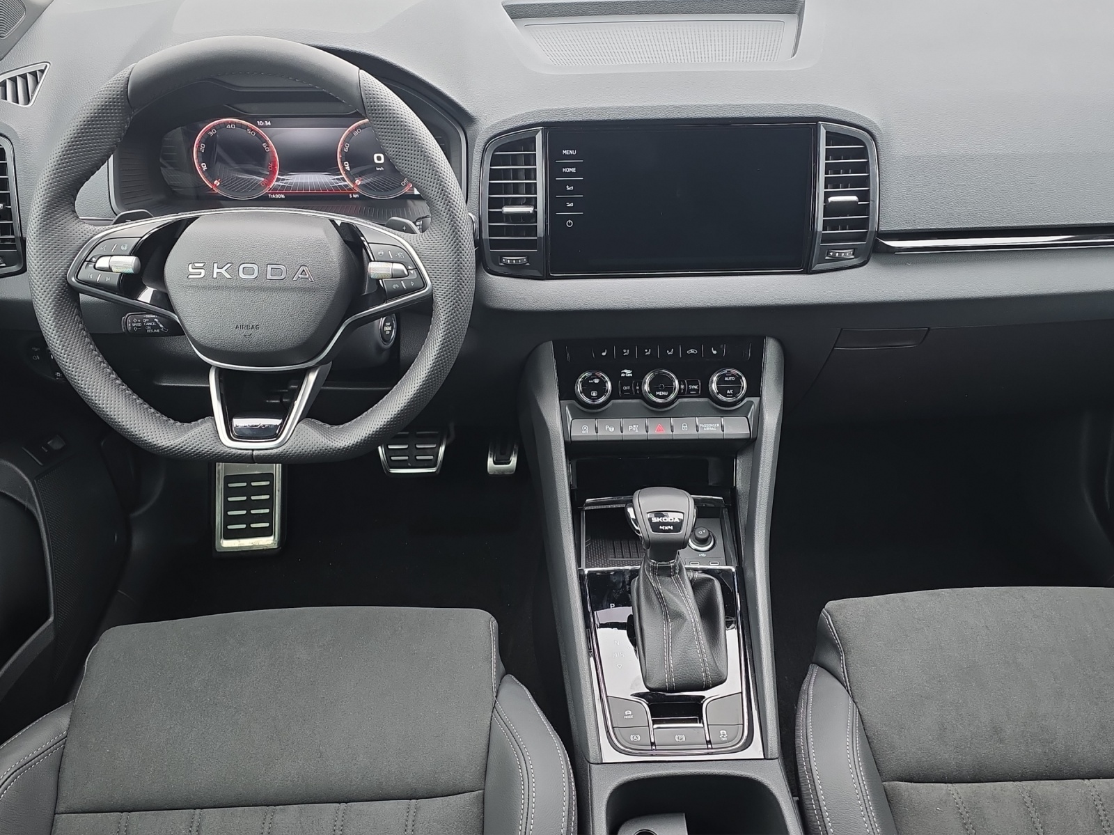 SKODA Karoq 2.0 TSI SportLine 4x4 DSG-image-4