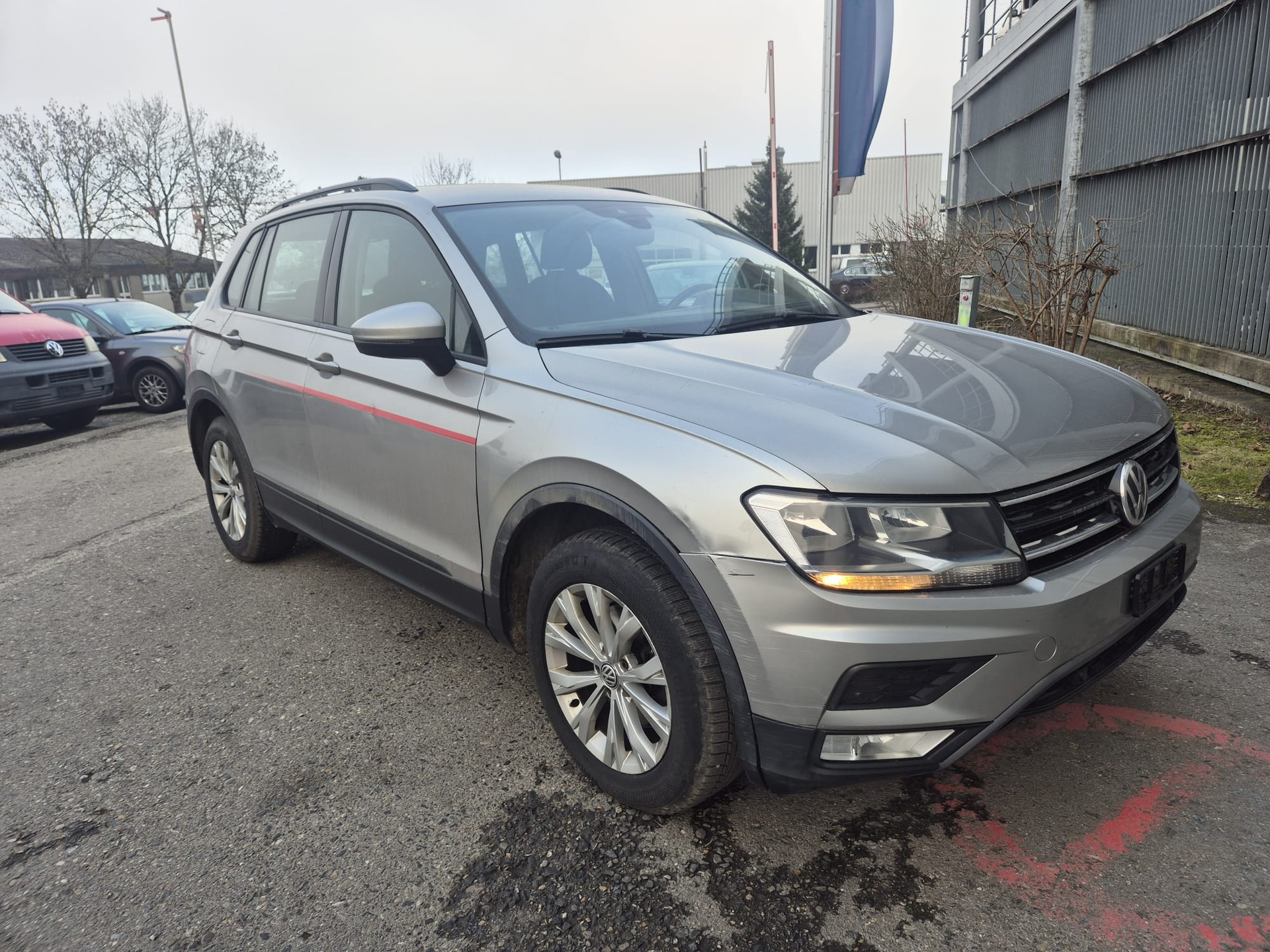 VW Tiguan 2.0 TDI SCR Sound 4Motion DSG-image-1