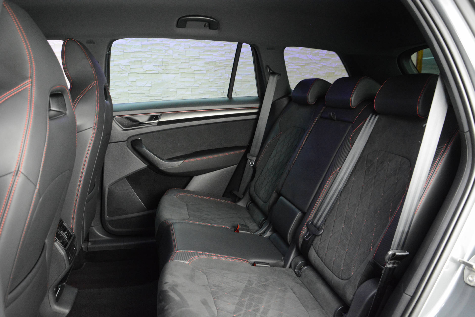 SKODA Kodiaq 2.0 TSI RS DSG-image-9